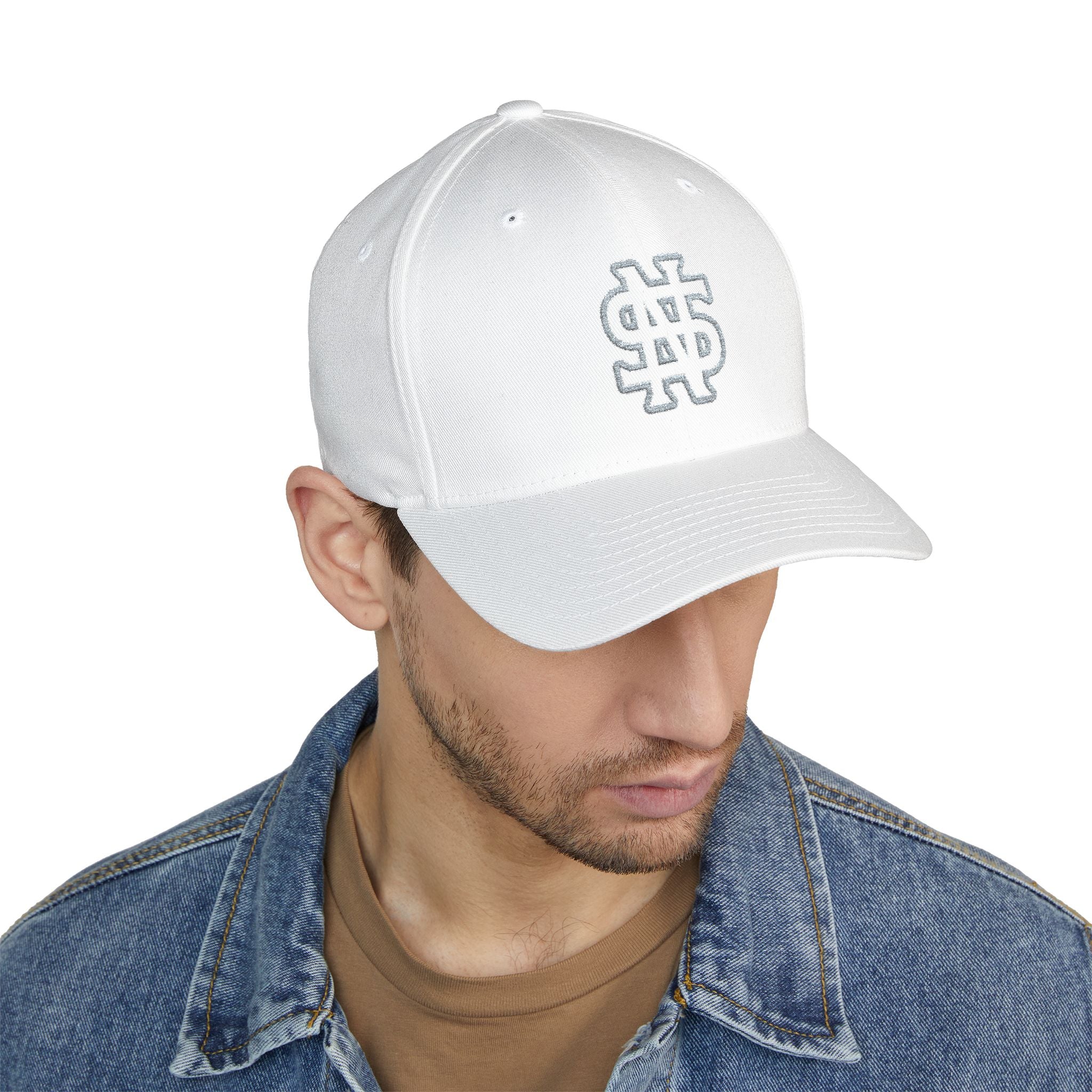 Gorra blanca estructurada bordada STYLE NARO — Monograma Interlock